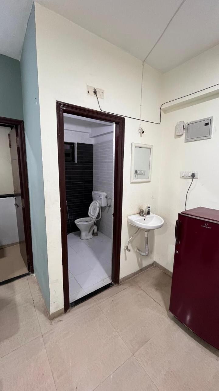 Comfort & Space Ideal 3bhk For Families Or Friends Indore